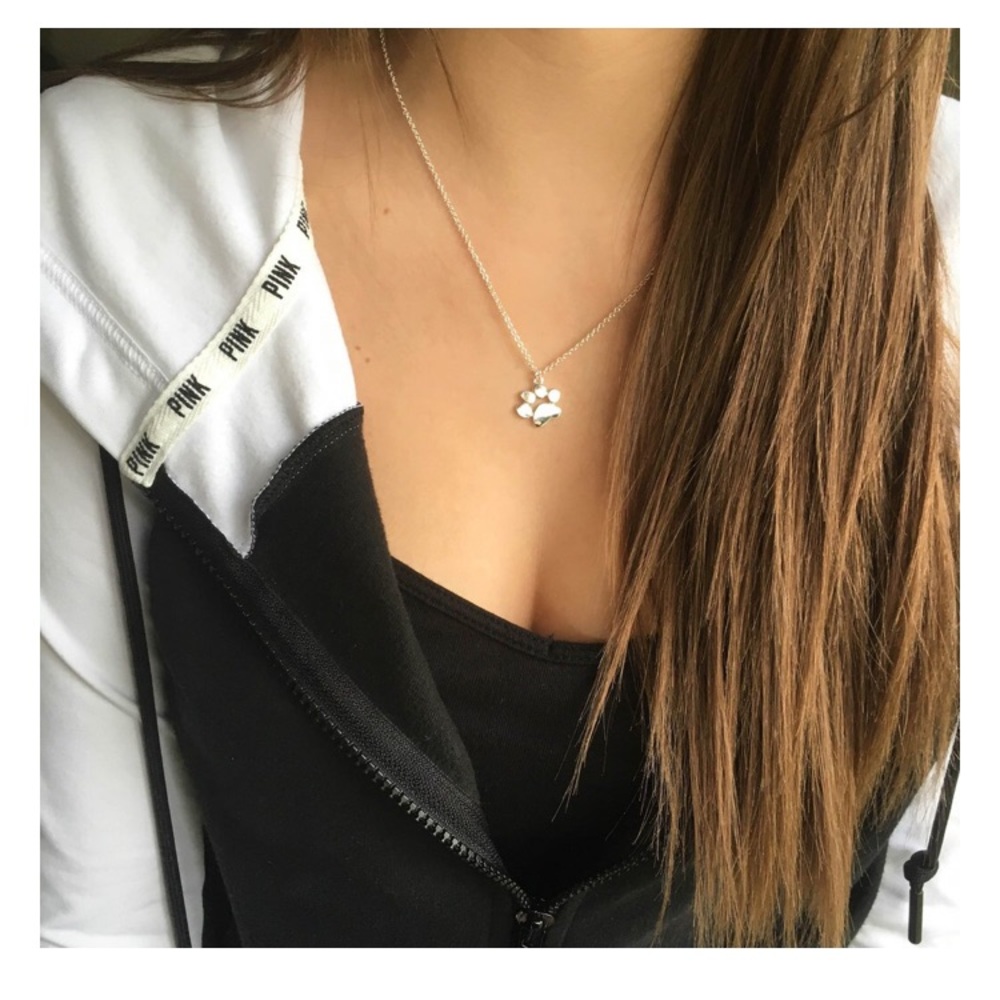 PAWZ necklace